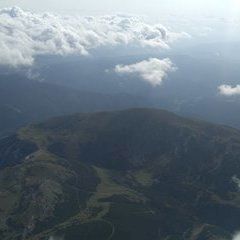 Verortung via Georeferenzierung der Kamera: Aufgenommen in der Nähe von Gemeinde Schwarzau im Gebirge, Österreich in 3000 Meter